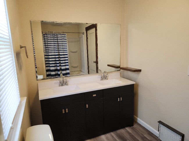 Foto del edificio - 3117 S 60th St