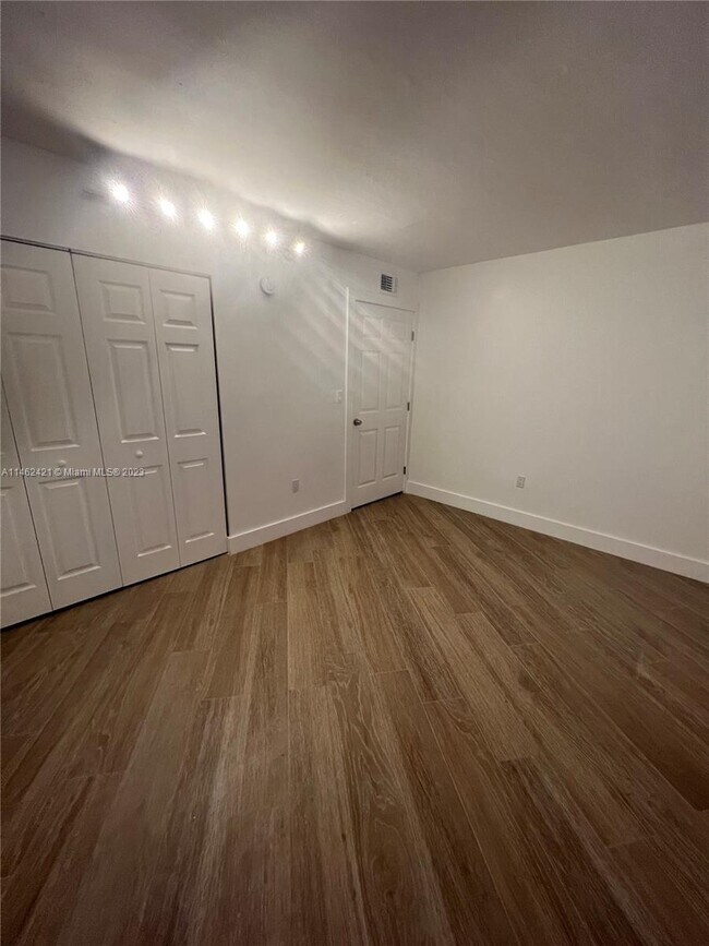 Building Photo - 8015 SW 107th Ave