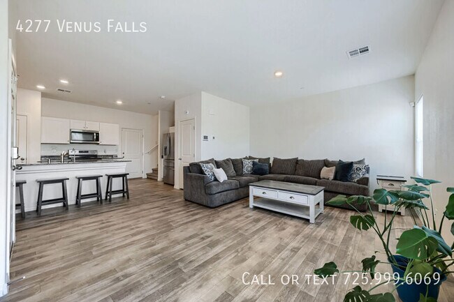 Foto del edificio - 4277 Venus Falls Ave