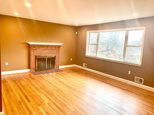 Foto del edificio - 8800 Sterling St