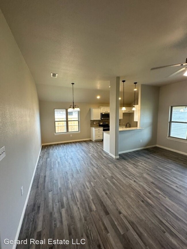 Building Photo - 3 br, 2 bath House - 3449 SHELBY