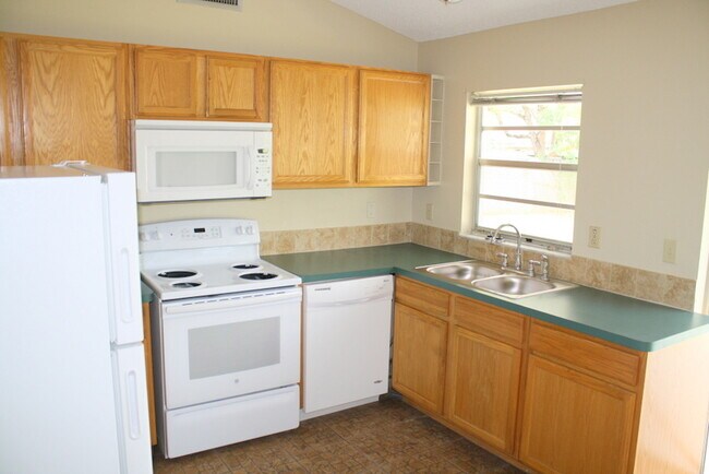 Foto del edificio - Very Cute 2 bedroom home in Seven Springs