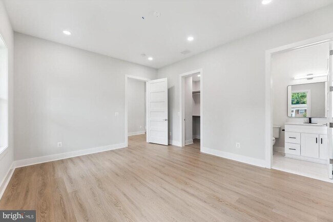 Foto del edificio - 2808 Boswell Ave