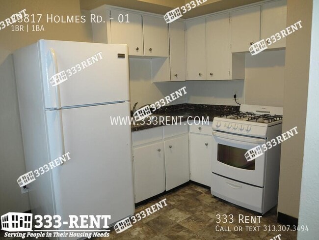 Foto del edificio - 13817 Holmes Rd