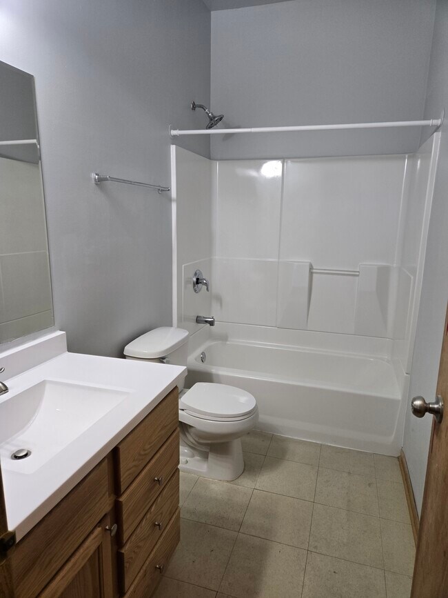 Baño principal - 4015 W Wilcox St