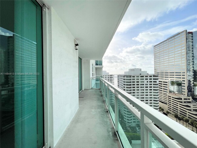 Foto del edificio - 950 Brickell Ave