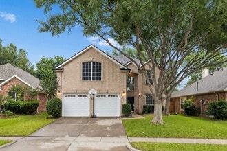 Building Photo - 2128 Clubside Dr