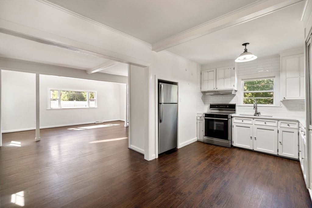 Foto principal - 42 Pinehurst Ave