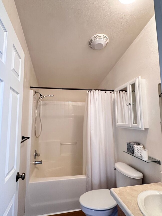Foto del edificio - 3 Bedrooms | 2 Bath Home in The Dalles, OR