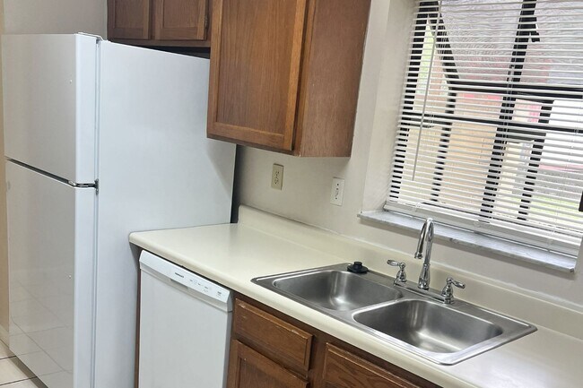Foto del edificio - 6941 SW 45th Ave