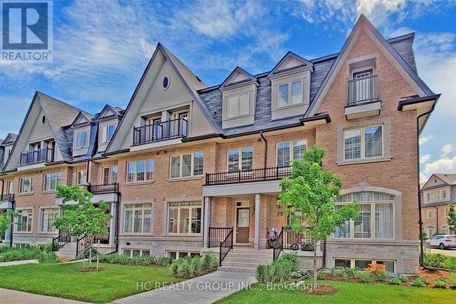 Building Photo - 3RD FLOOR MASTERBEDROOM - 2-4 EATON PARK LANE