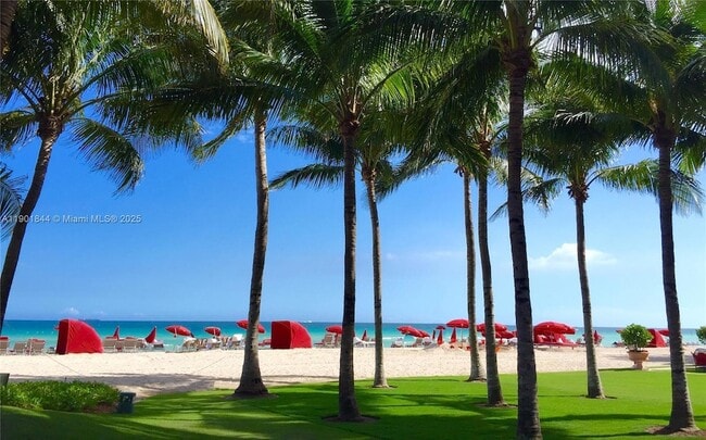 Foto del edificio - 17875 Collins Ave