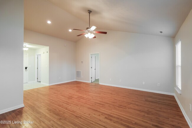 Building Photo - 534 Matterhorn Dr