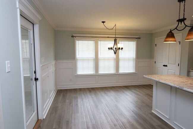 Foto del edificio - 4134 Nelson Hill Pl