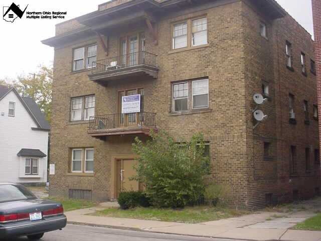 Foto del edificio - 1369 W 80th St