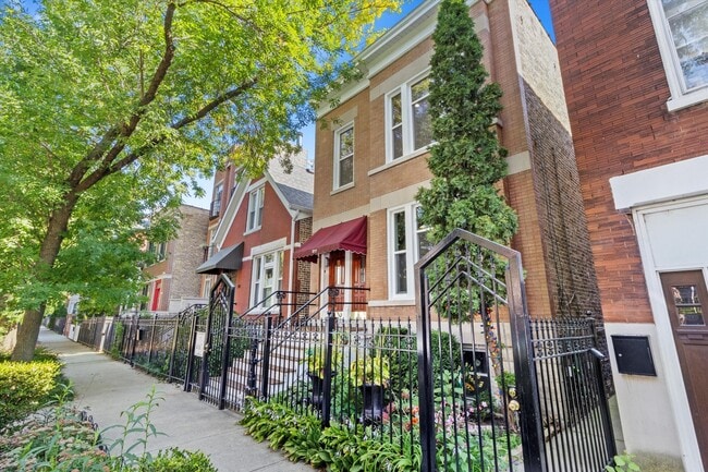 Foto del edificio - 911 N Fairfield Ave