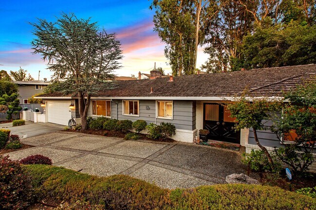 Foto del edificio - California Living at Its Finest