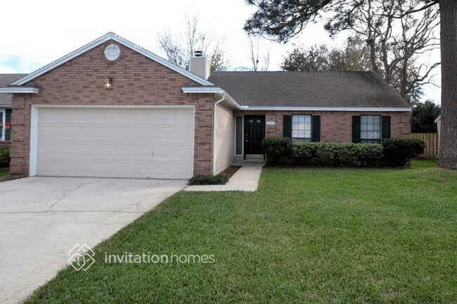 Building Photo - 3862 English Colony Dr N