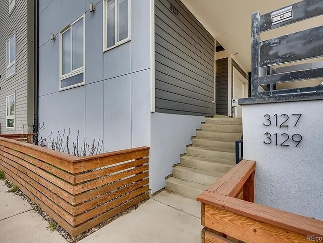 Building Photo - 3129 W Conejos Pl