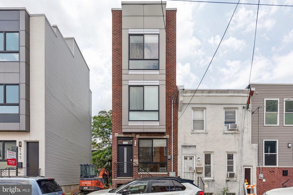 Primary Photo - 520 Pierce St