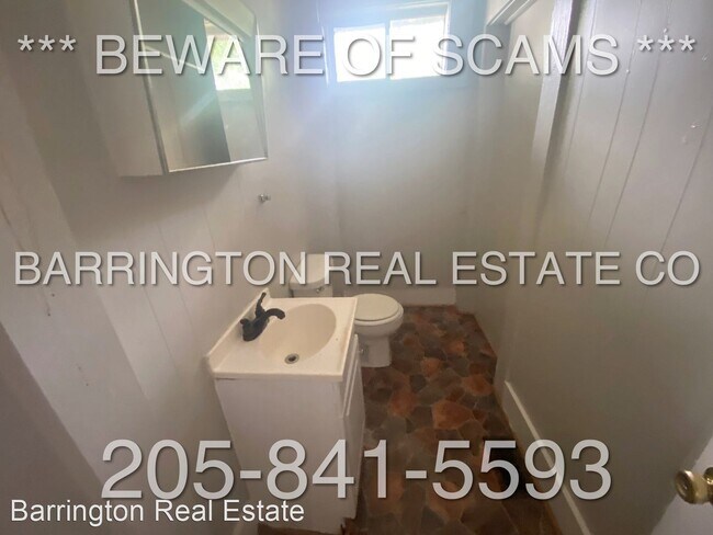 Building Photo - 3 br, 1.5 bath House - 1512 Pike Road