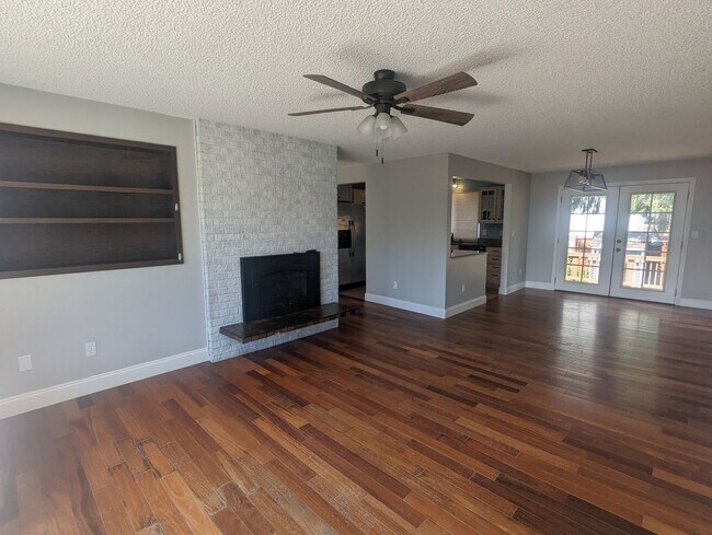 Foto del edificio - Central Kitsap Home in Prime Location