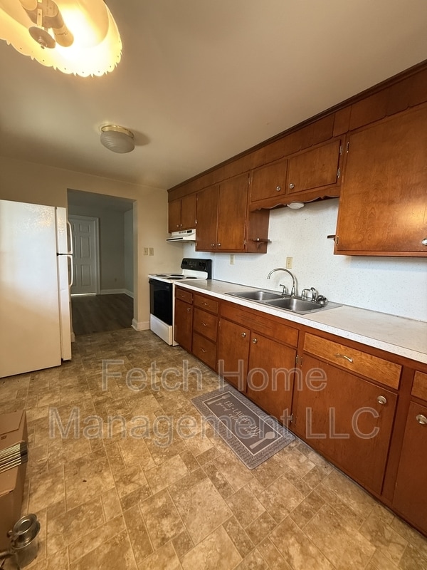 Foto del edificio - 243 Old Leacock Rd