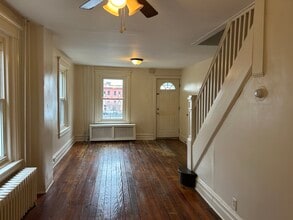 Living room - 808 E Morton St