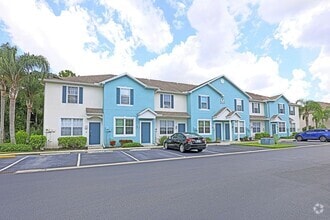 Building Photo - 3620 Pine Oak Cir