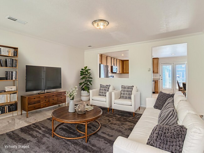 Foto del edificio - Amazing 2BR, 3BTH w/Garage in First Creek