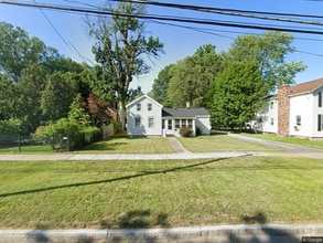 Building Photo - 612 2nd St