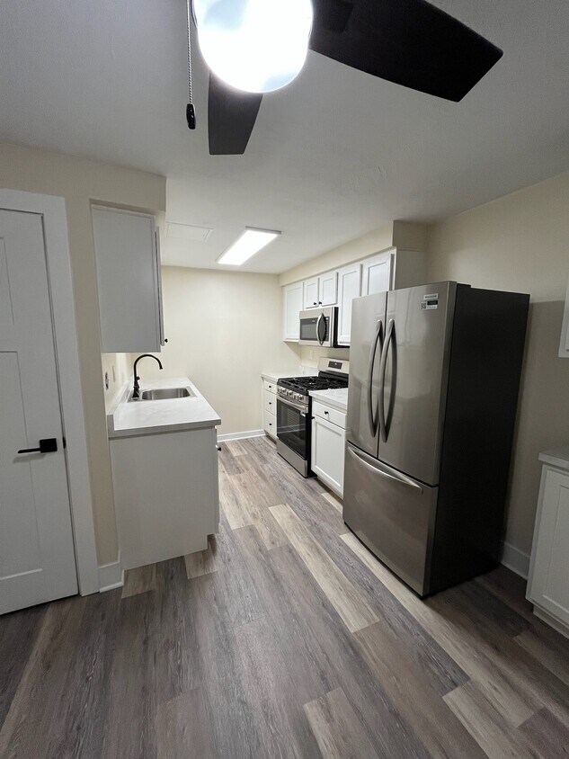 Foto principal - 577 Pine Line Dr