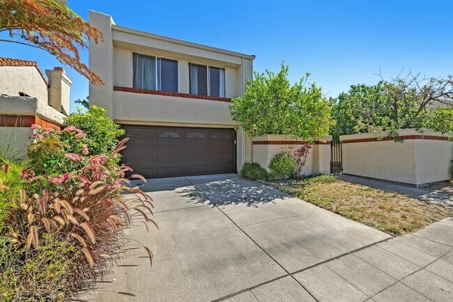 Building Photo - 26 Lido Cir