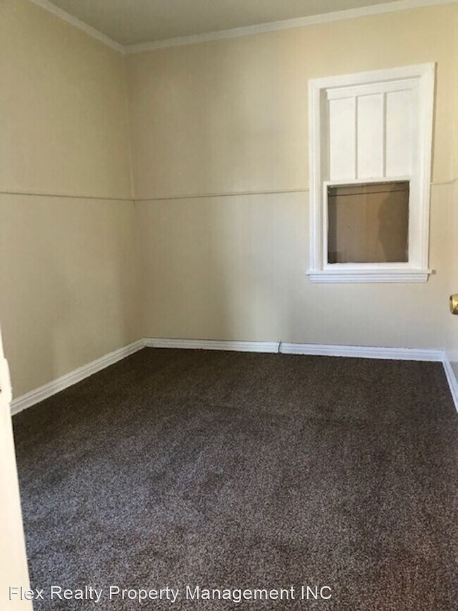Building Photo - 2 br, 1 bath House - 307 DANBERRY ST.
