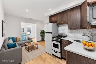 Building Photo - 332 E 6th St