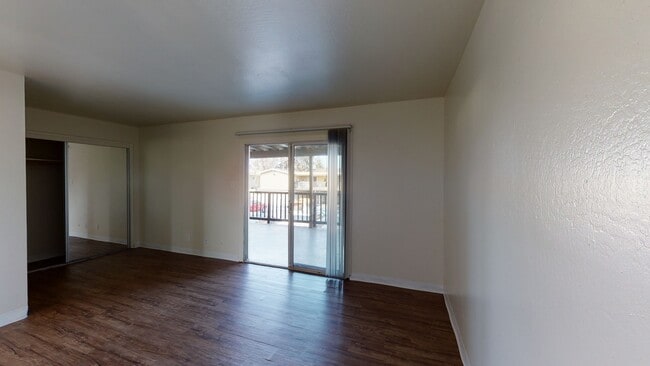 Interior Photo - Bay Terrace