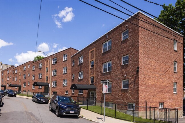 Building Photo - 11 Vinal St