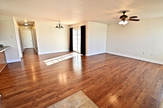 Building Photo - 700 Williamson Ave