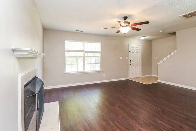 Building Photo - 9224 Garnet Field Ct