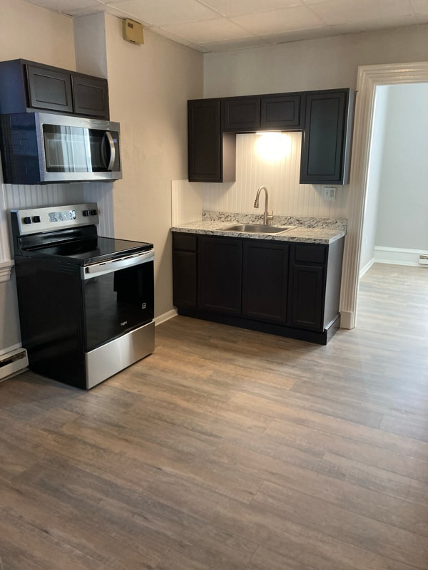 Foto principal - 305 Walnut St