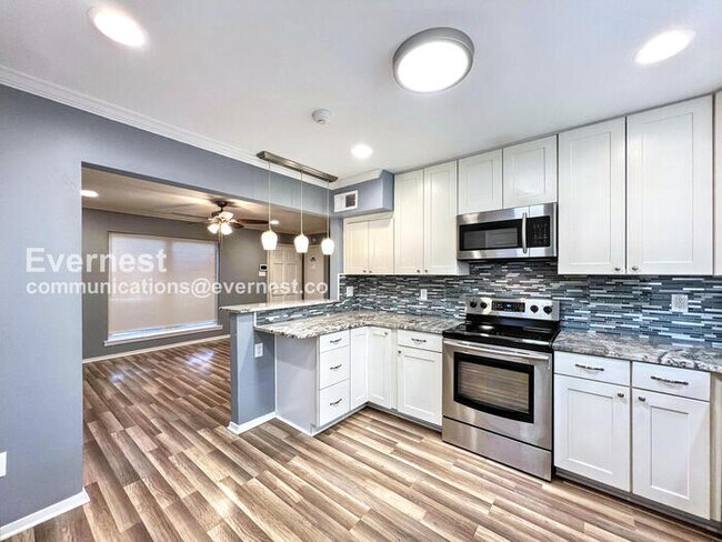 Building Photo - 3539 Galloway Ave