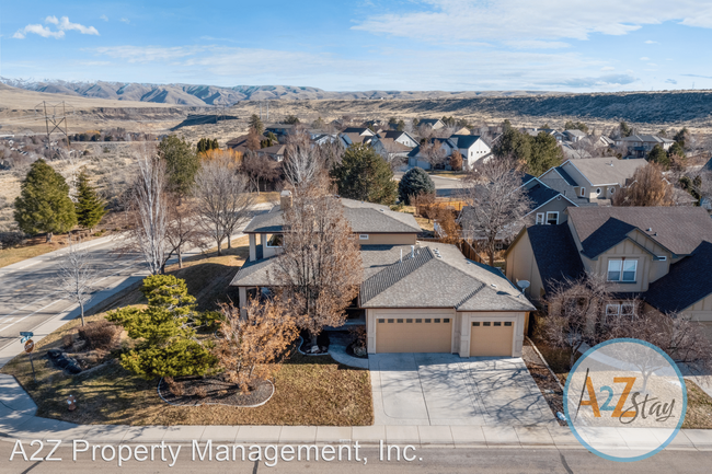 Building Photo - 3 br, 3 bath House - 6200 S. Kelton Place