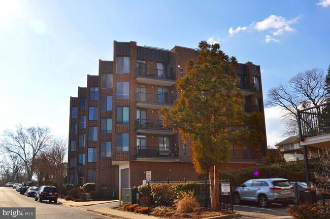Foto del edificio - 316 Burnside St