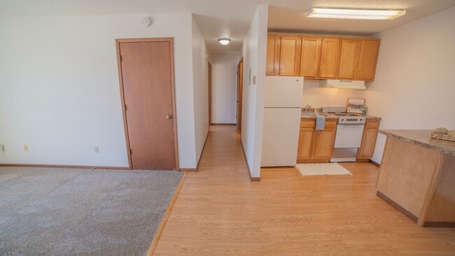 Interior Photo - Cedars West