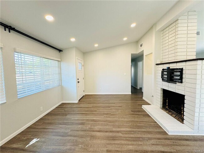 Building Photo - 7320 McLaren Ave