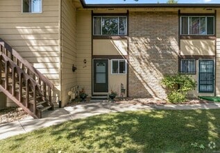 Building Photo - 946 Coronado Pkwy S
