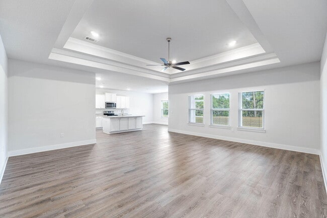 Building Photo - 127 Hobson Ave