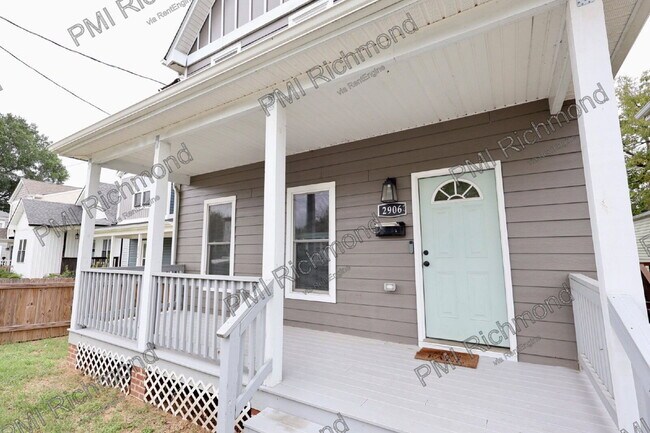 Building Photo - 2906 Lawson St