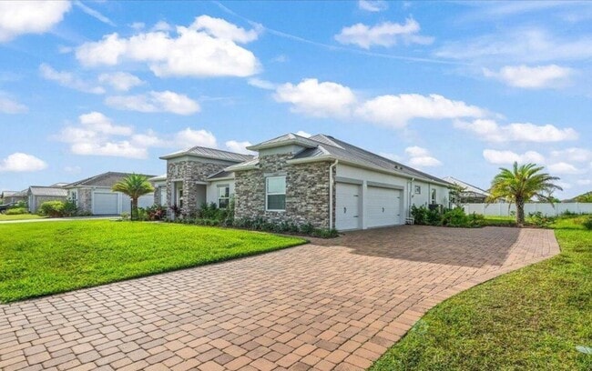 Foto del edificio - 5089 Realm Run