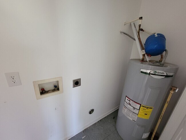 Foto del edificio - 3 Bedroom 2 Bathroom House